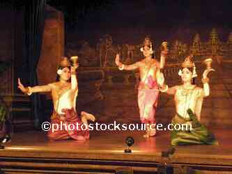 Classical Khmer Dancers