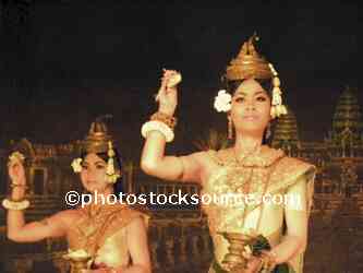 Classical Khmer Dancers