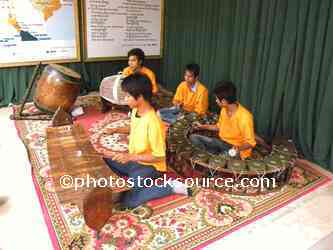 Traditional Musicians