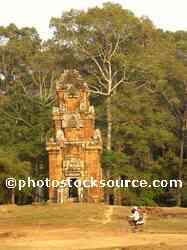 Prasat Sour Prat Tower