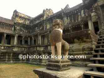 Guardian Lion Statue