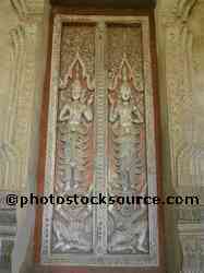 Haw Pha Kaew Door