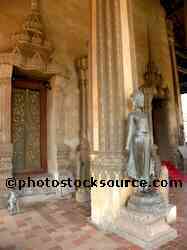 Haw Pha Kaew Door
