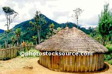 Dualo Pass House