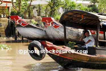 Mekong Sampans Bow Eyes